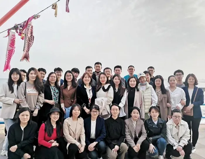 威瑞2021年度总结&2022年第一季度经营分析会 · 相关图片 1