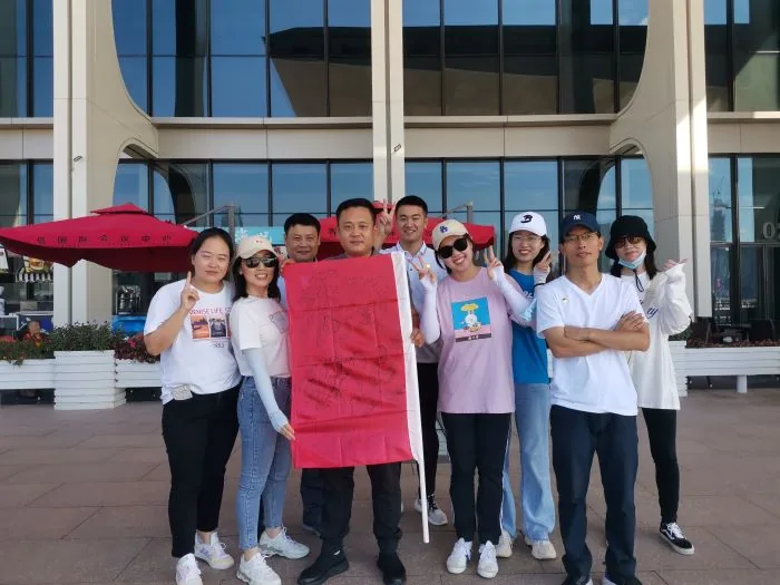 风帆与梦想齐飞 我们与世界同行 · 相关图片 1