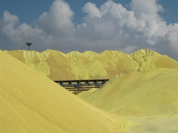 Sulphur & Fertilizer - image 1