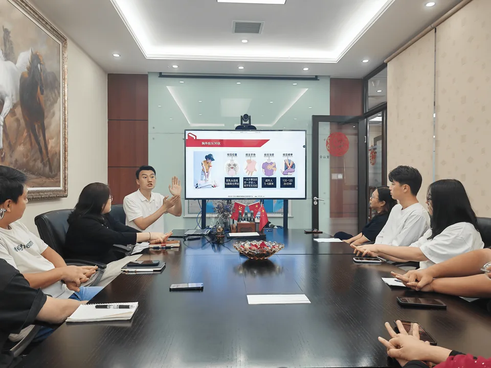 Health and Emergency Rescue Knowledge Lecture Successfully Held